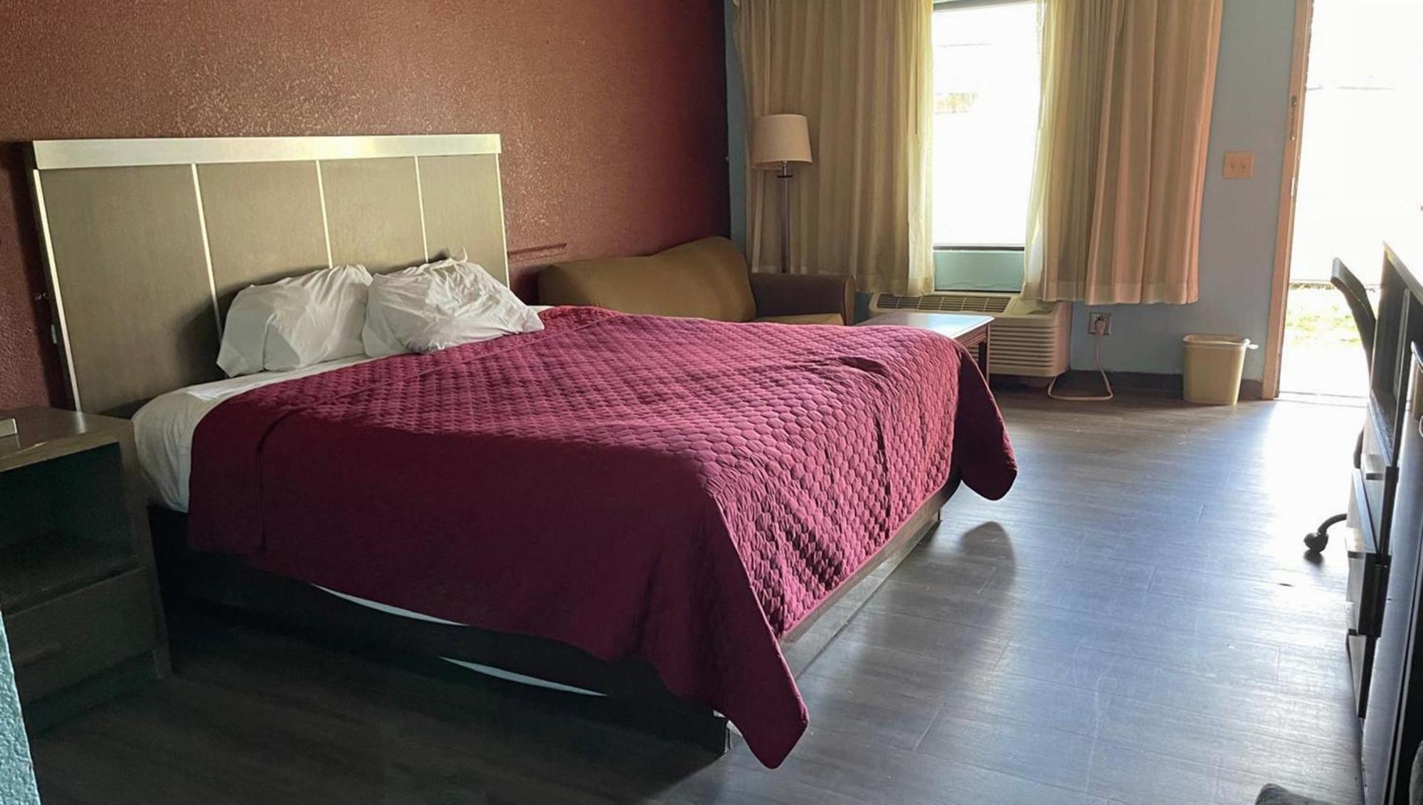 Mayfair Inn ウィリアムストン エクステリア 写真