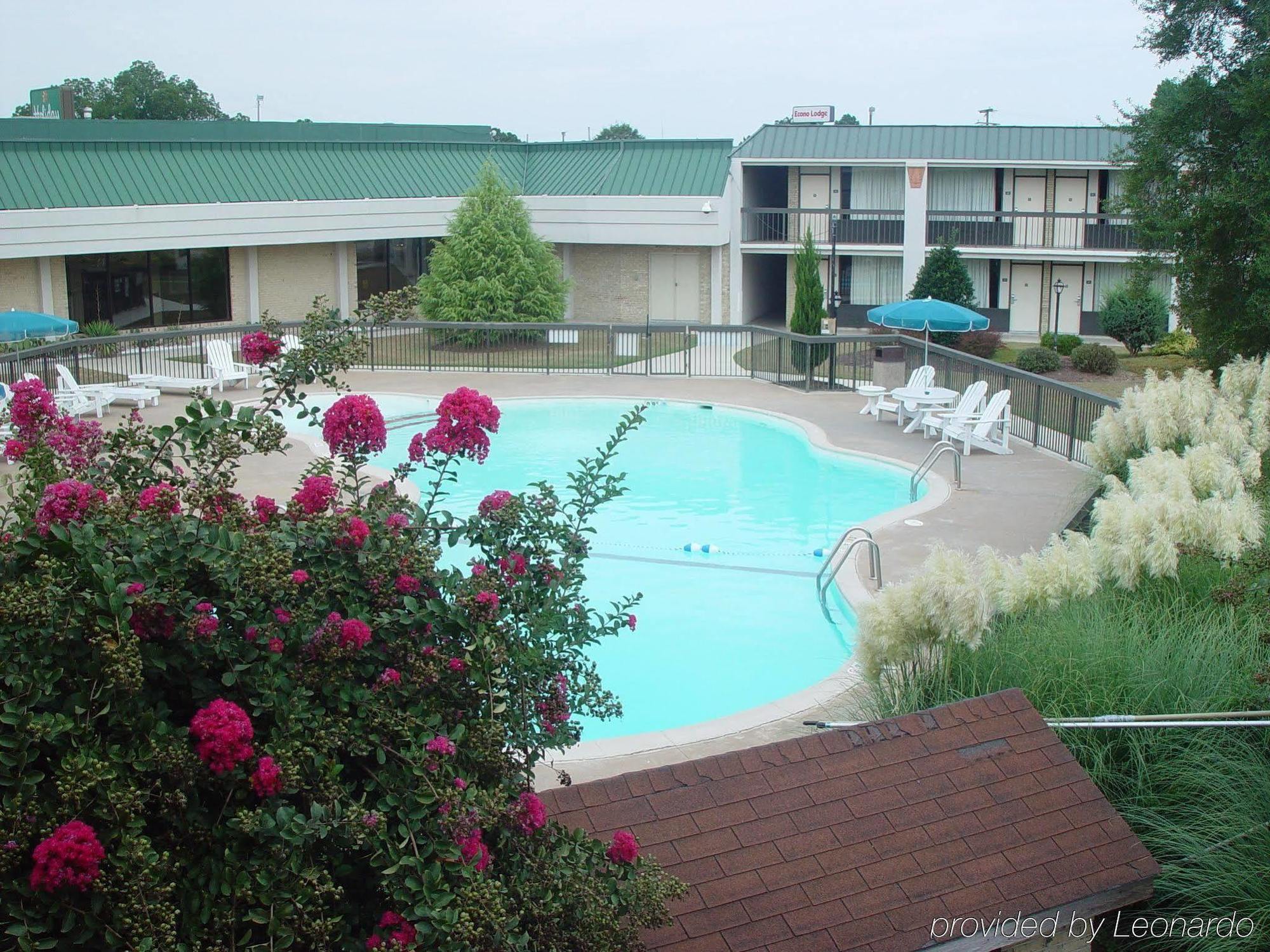 Mayfair Inn ウィリアムストン エクステリア 写真